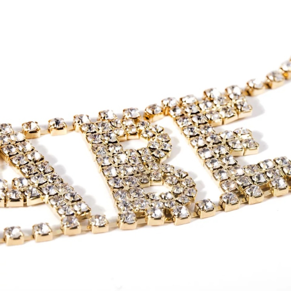 ⚜️[𝟯/$𝟯𝟴]⚜️BABE Crystal Gold Letter Choker NEW - Picture 4 of 9